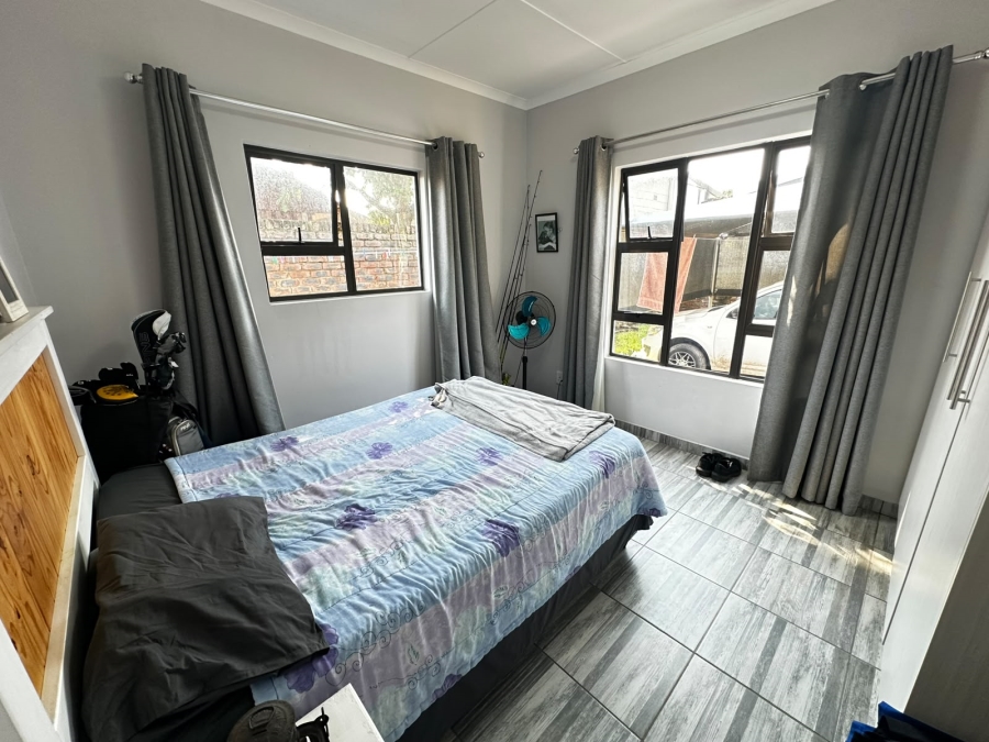 2 Bedroom Property for Sale in Cosy Corner Eastern Cape